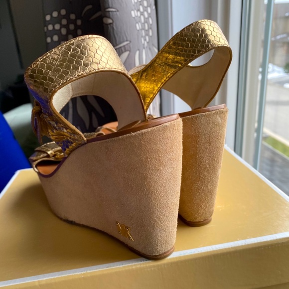 Michael Kors Gold Wedged Heels - Picture 7 of 9